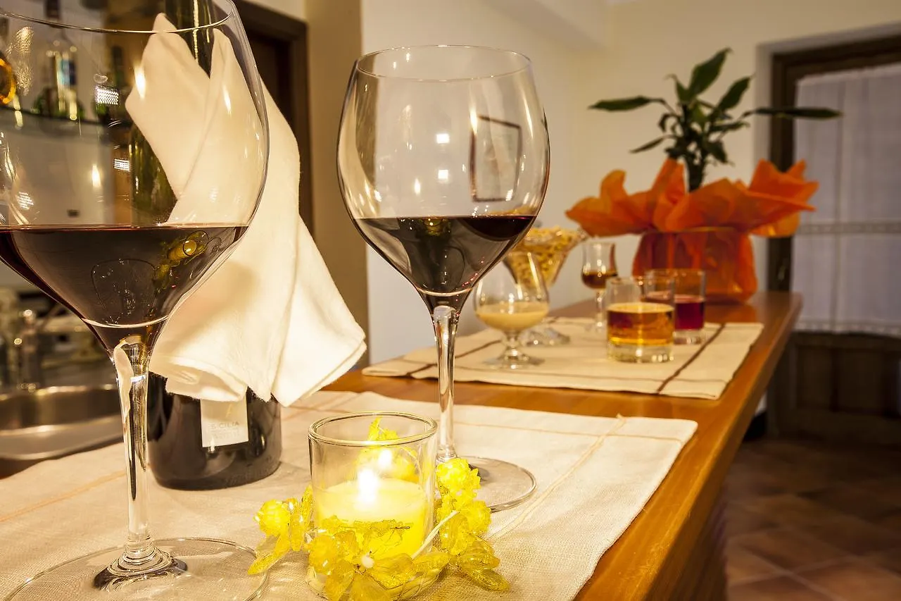 Hotel Residenza Petra Petralia Soprana 3*,