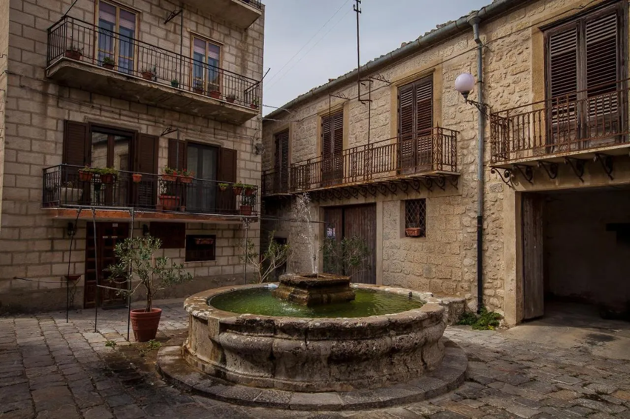 פטראליה סופראנה Hotel Residenza Petra 3*, פטראליה סופראנה